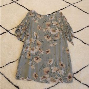 🌼🌸Floral shift dress🌸🌼
